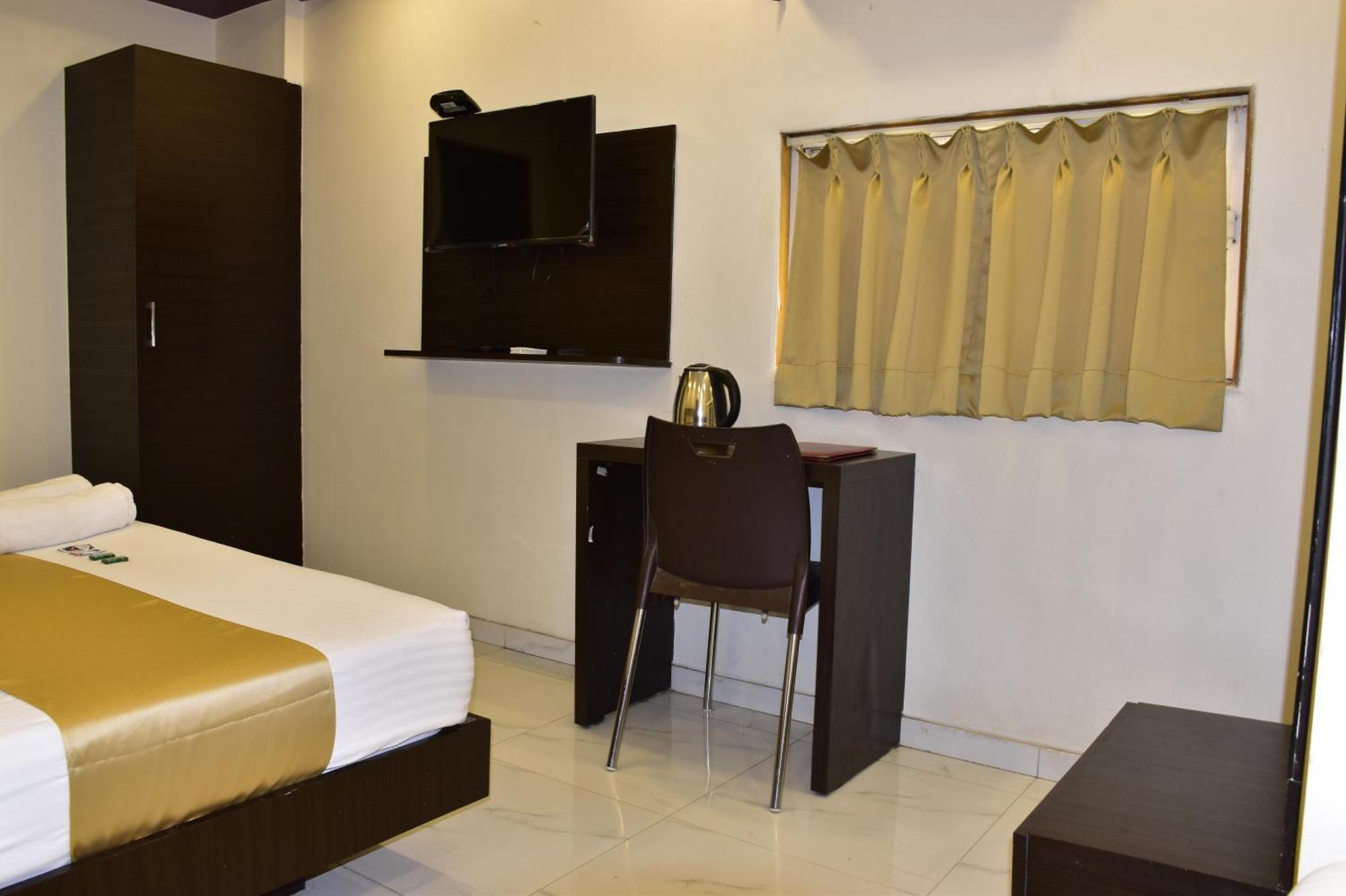 Hotel Bkc Palace Inn - Jio World Convention Center And Us Visa Center హోటల్ బి కే సి ప్యాలెస్ ఇన్ มุมไบ ภายนอก รูปภาพ